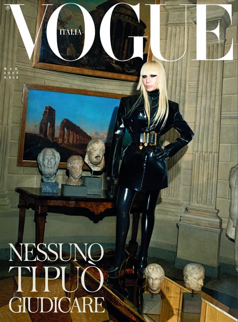 «Donatella si nasce»: Donatella Versace è la protagonista del 